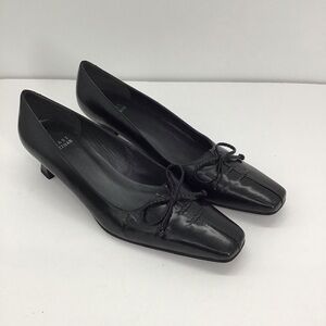 Stuart Weitzman Leather Kitten Heel Classic Pumps Bow Career Black Size 7.5N